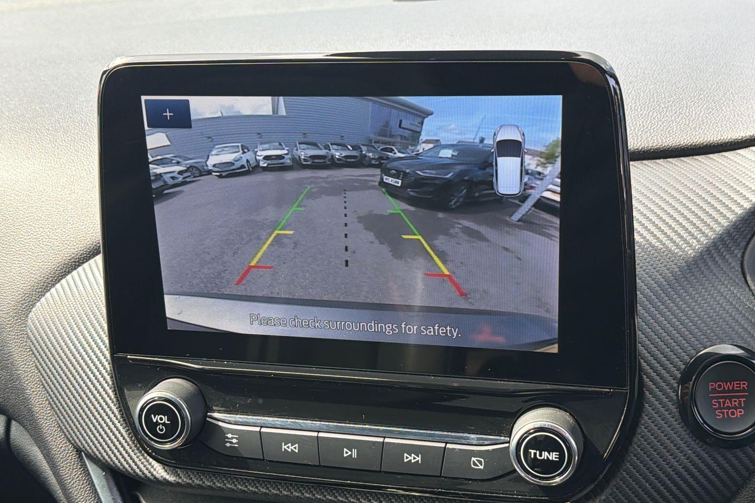 Ford FIESTA Photo 27