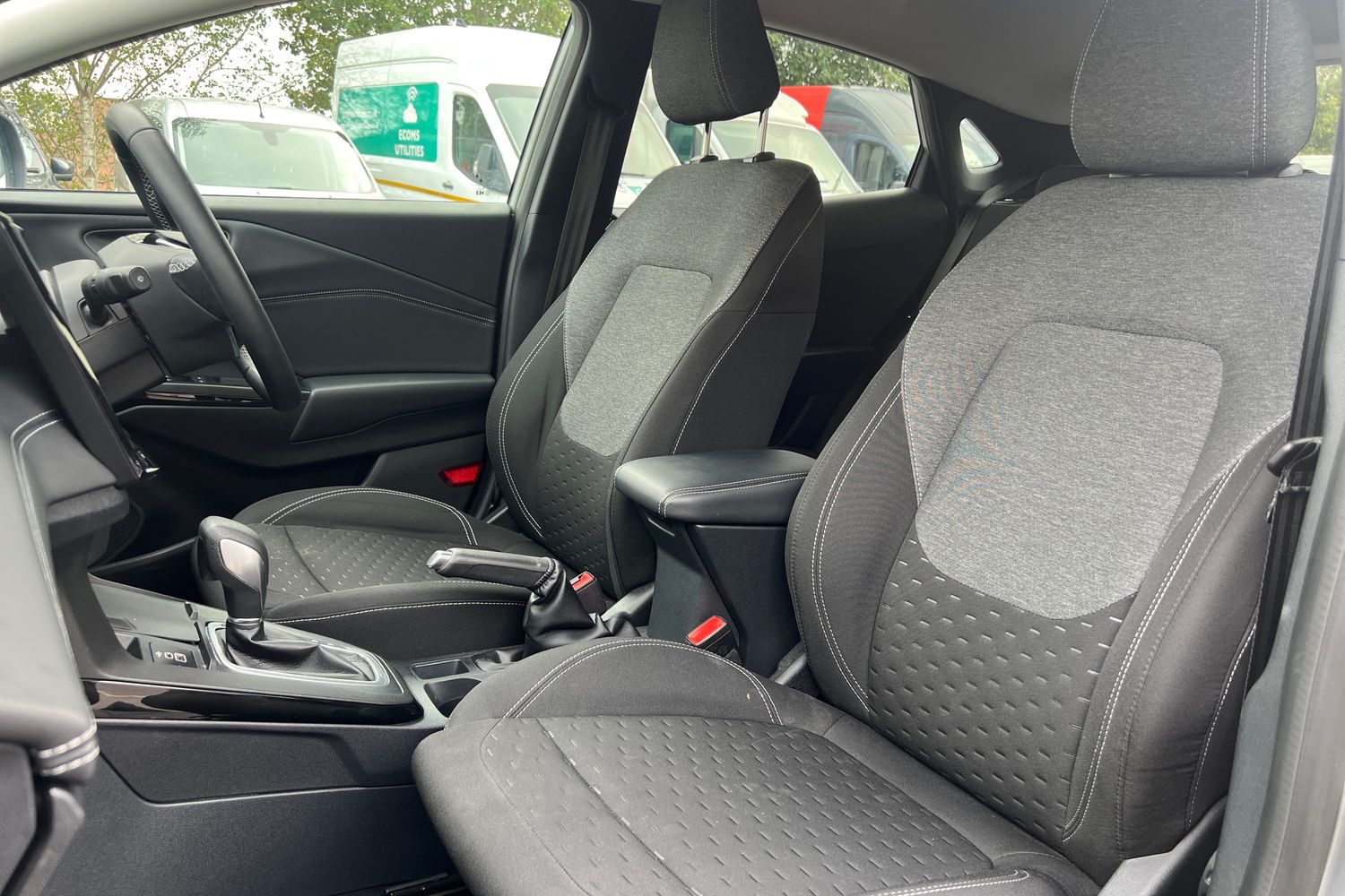 Ford PUMA Photo 18