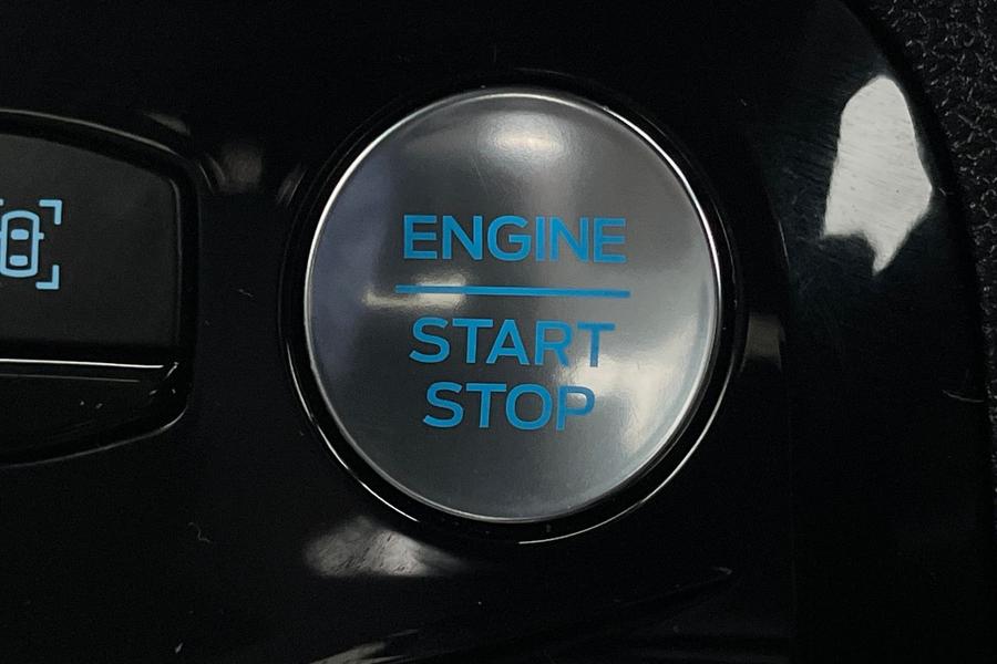 Ford KUGA Photo autoimg-1d2bea3eaf866d88bd38e7878a370fbc669702af.jpg