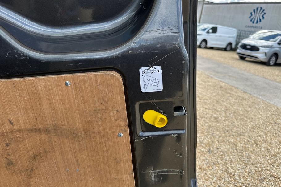 Used FORD TRANSIT CUSTOM VE21TYW 35