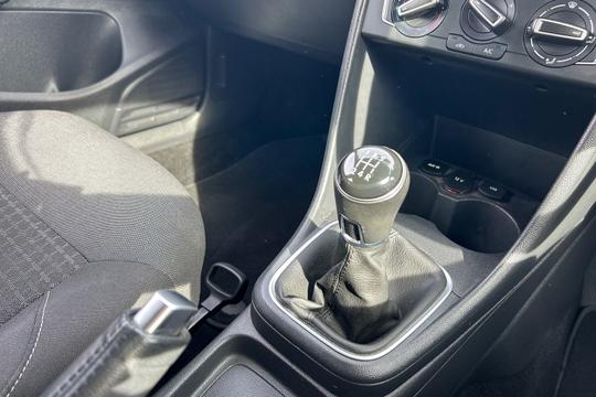 Volkswagen Polo Photo autoimg-1d2fabfe55e2ee845bc2b7d8f0e98efe4d22fda4.jpg