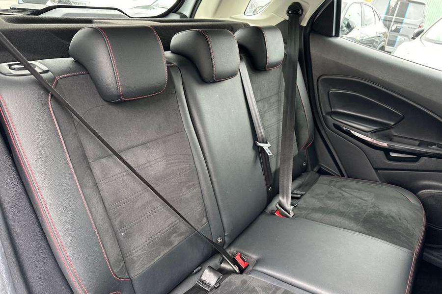 Ford ECOSPORT Photo autoimg-1d315b18e05502a3cf2abf2d3f60cd780424d6e8.jpg