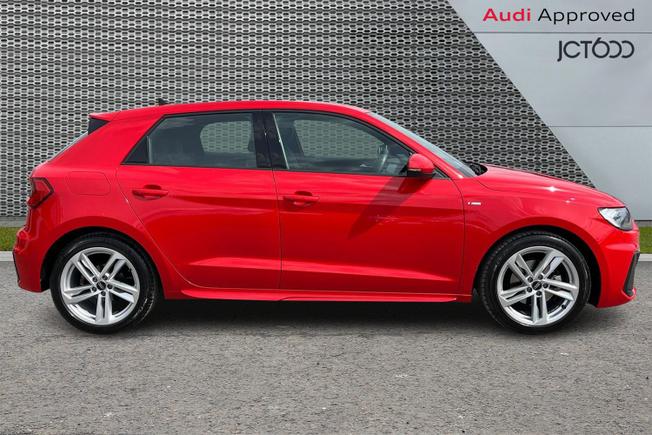 AUDI A1 Photo 4