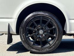 VOLKSWAGEN Transporter Photo 5