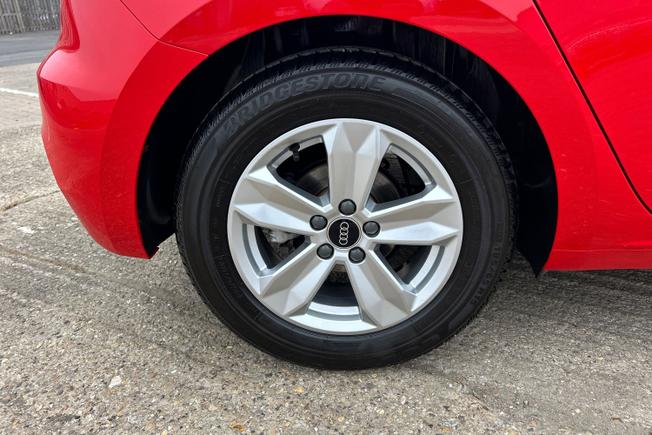 AUDI A1 Photo 28