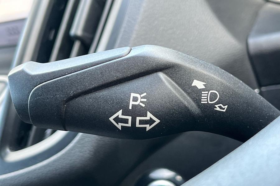 Ford Kuga Photo autoimg-1d350065c5dedf8046fc909bbc7b5a95cb9dbca4.jpg