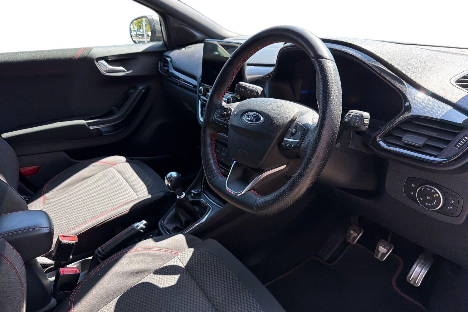 Ford PUMA Photo 8