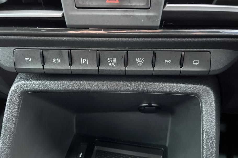 Used Ford TRANSIT CONNECT 31