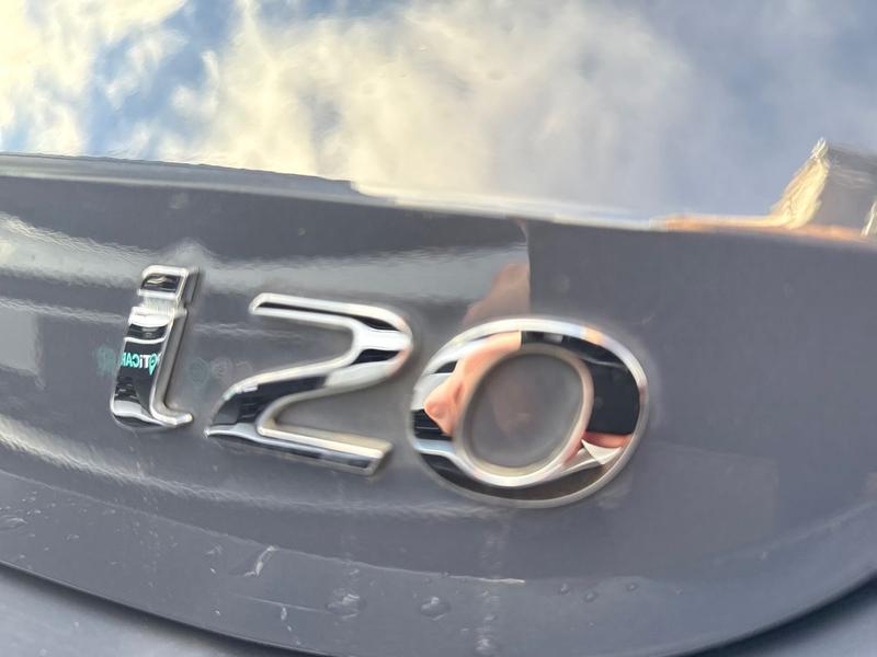 Used Hyundai i20 SL72JFN 27