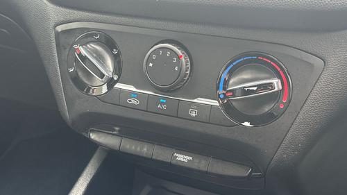 Hyundai i20 Photo autoimg-1d3fe5c2e15ad49f119d474691bfc495fd84b167.jpg