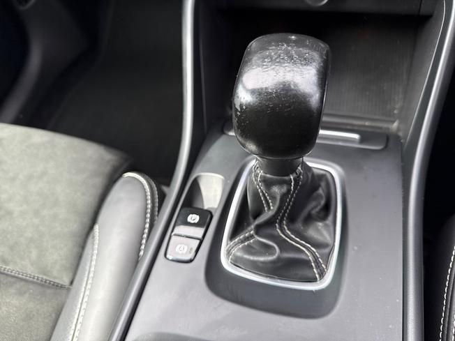 VOLVO XC40 Photo 30