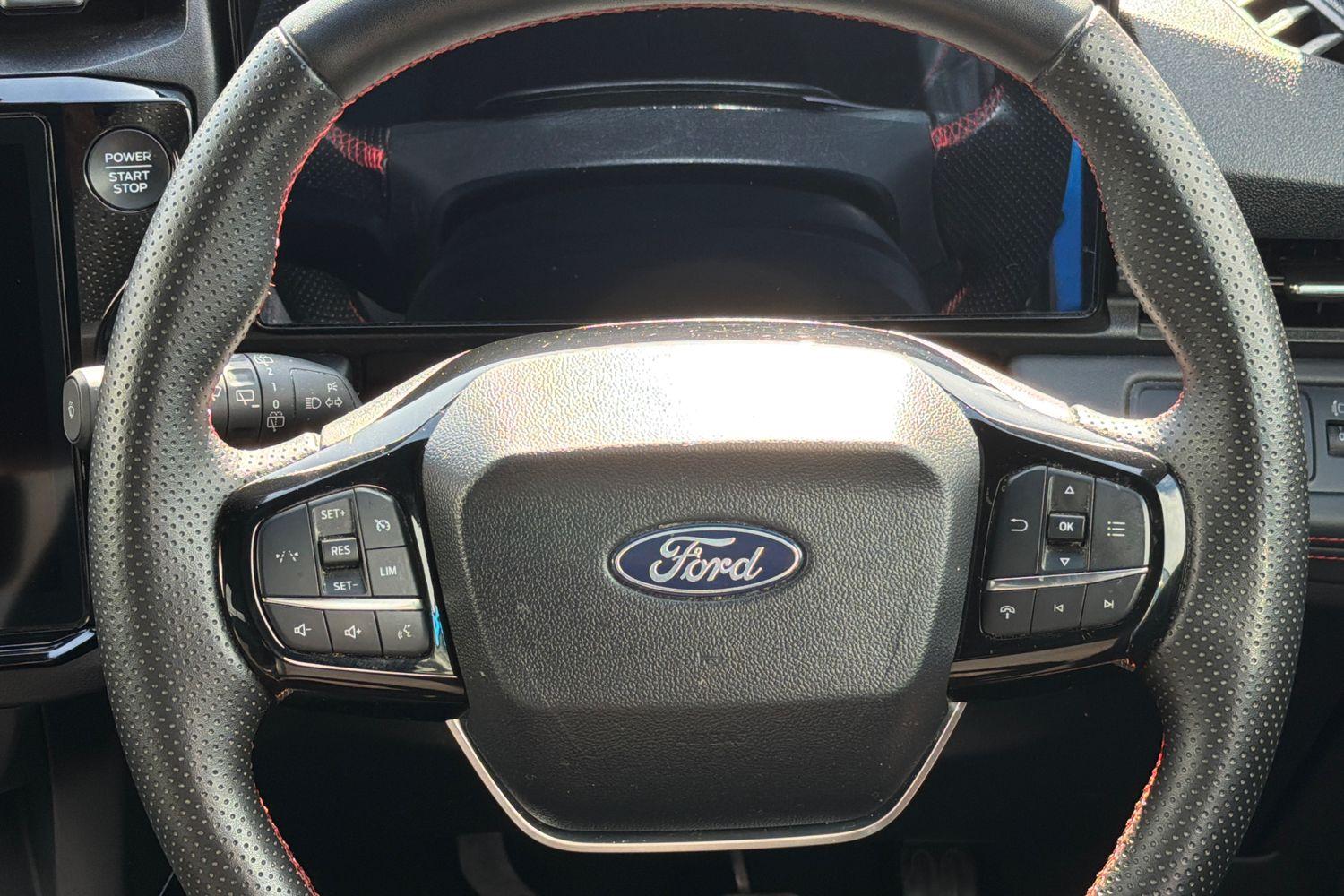 Ford PUMA Photo 11