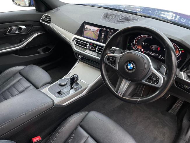 BMW 3 Series Photo 6