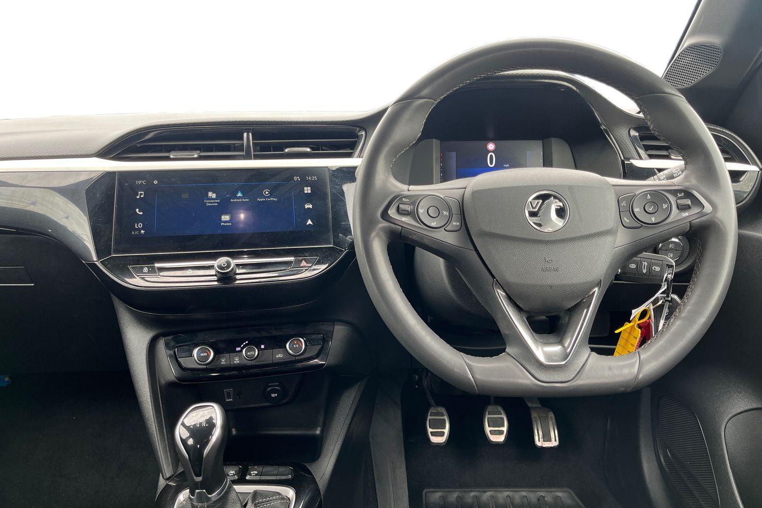 Vauxhall CORSA Photo 10