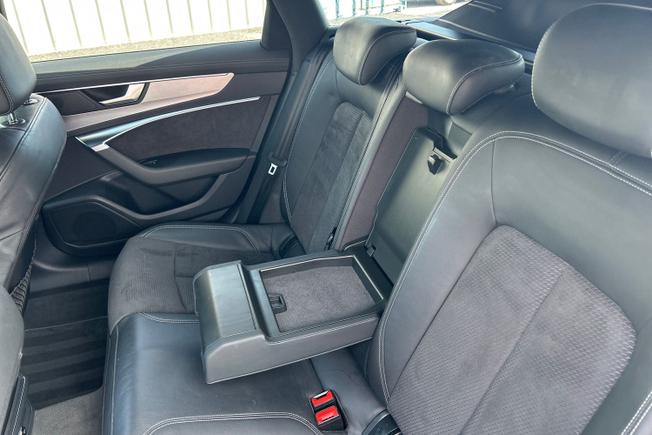 AUDI A6 Avant Photo 42