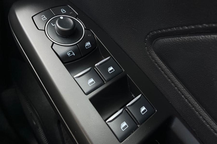 Ford Focus Photo autoimg-1d5e22cda0b34586ec08131fe4dbfa81622d08f0.jpg