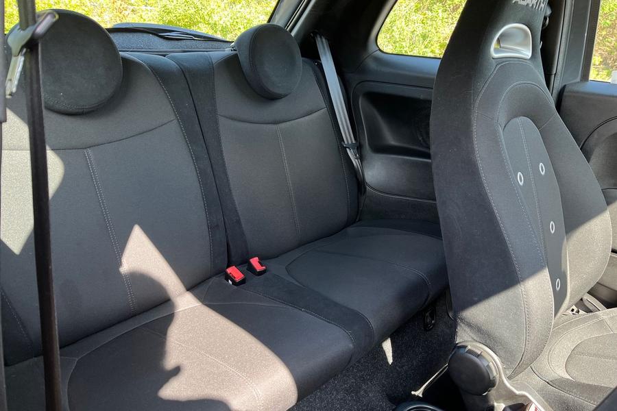 Abarth 595 Photo autoimg-1d657899c05ddf26da1ad85dd36f3851b8598855.jpg