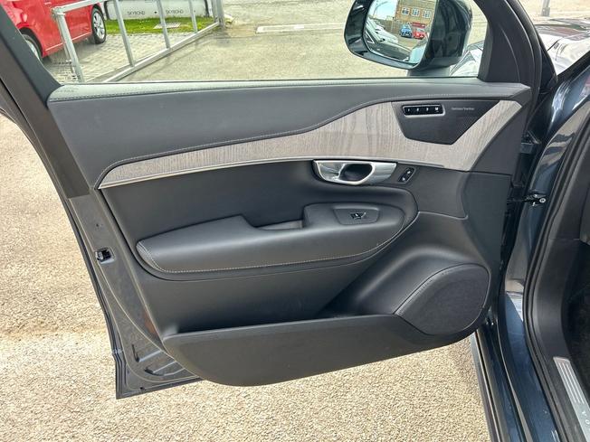 VOLVO Xc90 Photo 60