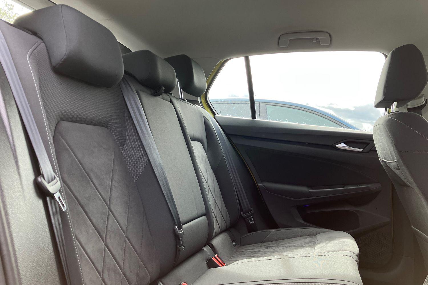 Volkswagen GOLF Photo 19