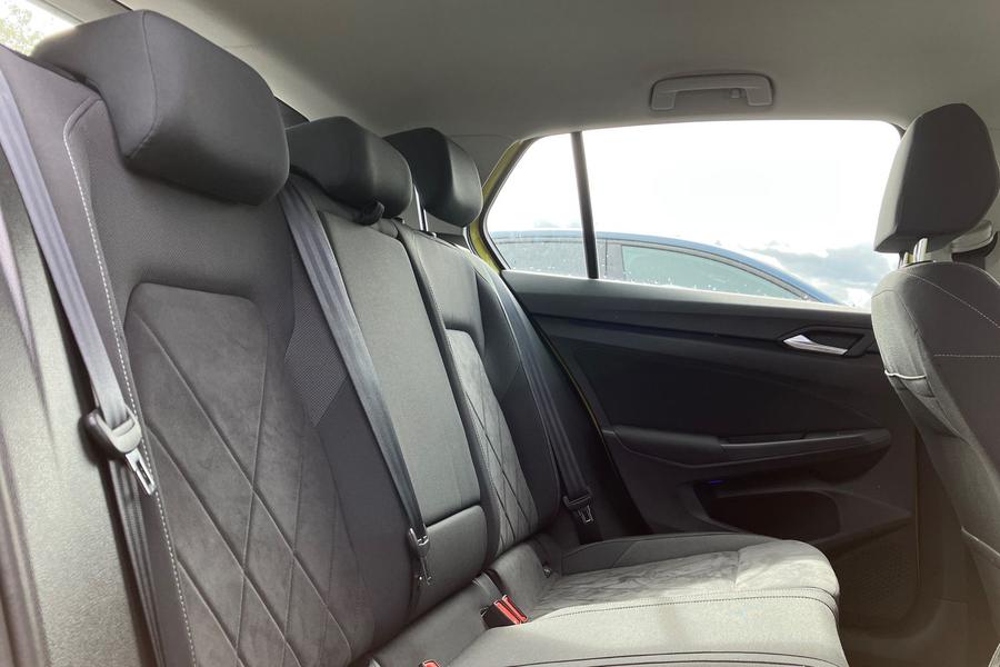 Volkswagen GOLF Photo autoimg-1d6b37f14a35a4e5bf4cb3b6350b577365555392.jpg