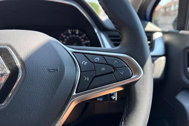 RENAULT Captur Photo 17
