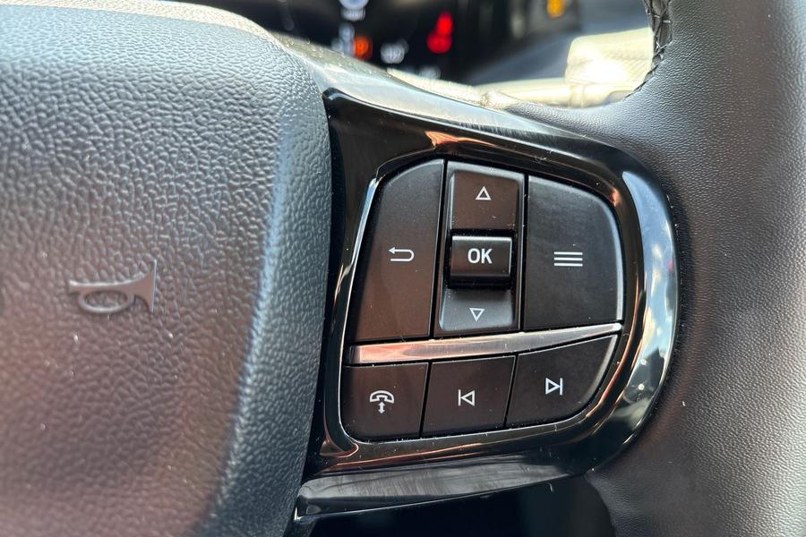 Ford TRANSIT CUSTOM Photo autoimg-1d7200c05f48dbbd6b7f75119347d2321211736f.jpg