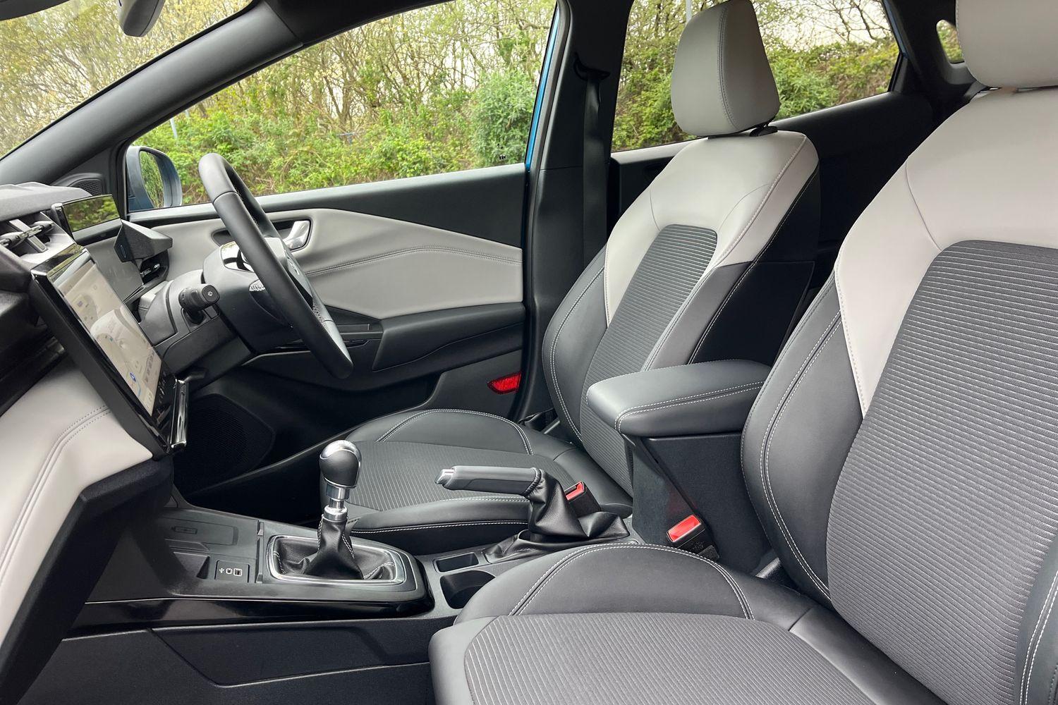 Ford PUMA Photo 18