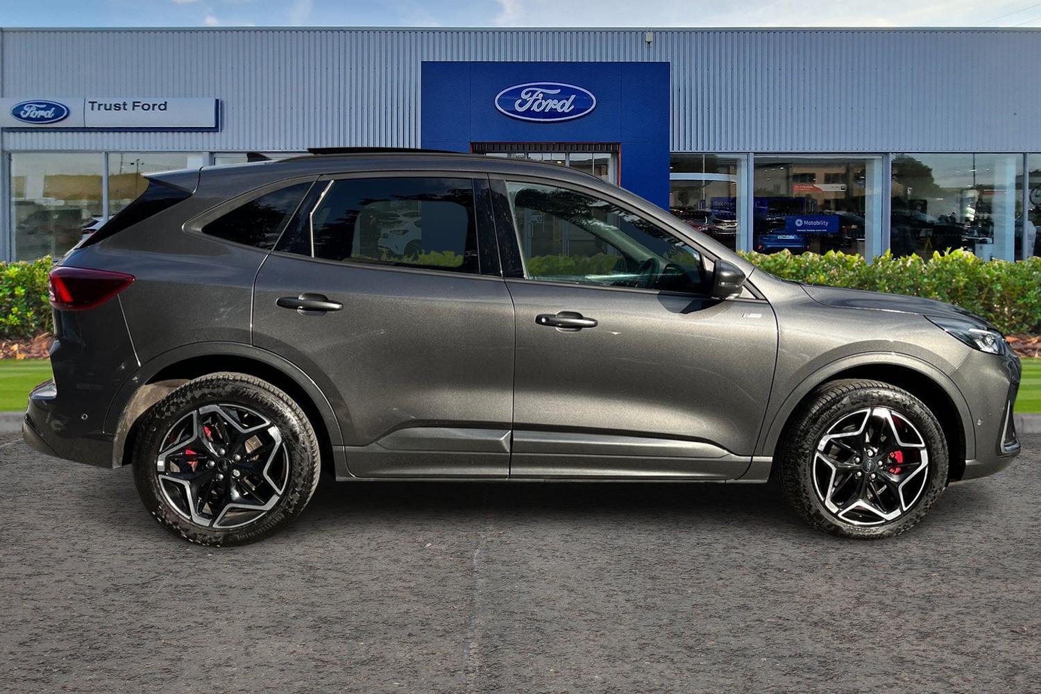 Ford Kuga Photo 2