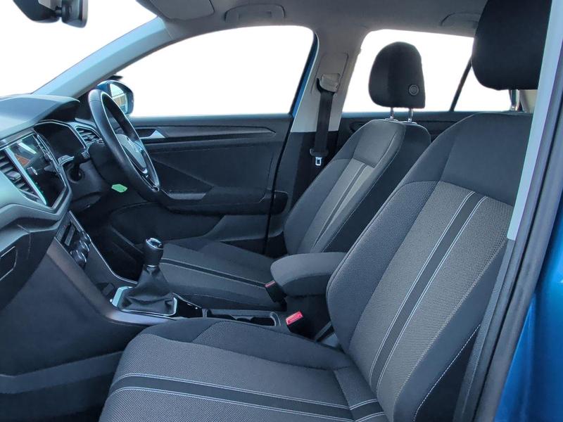 Used Volkswagen T-Roc NU69UJR 16