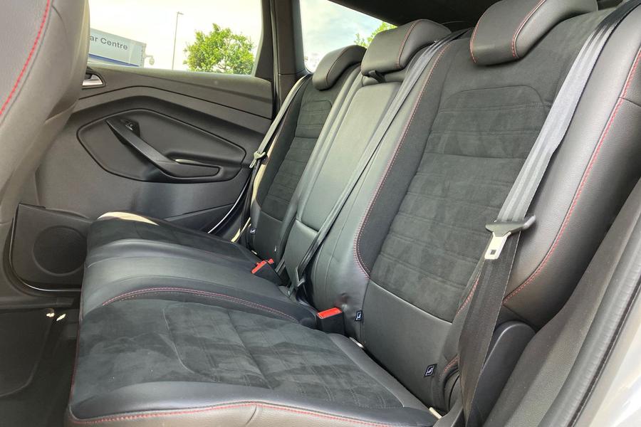 Ford KUGA Photo autoimg-1d813c555af214e7774b34bd14e12f8db37c18a5.jpg