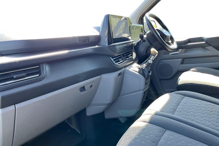 Used FORD TRANSIT CUSTOM YG24ZZD 3