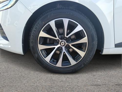 Renault CLIO Photo autoimg-1d829aa279aa9127e66074075c9a27e1329c2d16.jpg