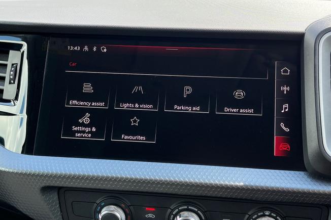 Audi A1 Photo 14