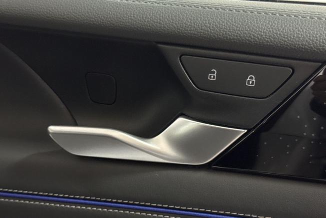 VOLKSWAGEN Tiguan Photo 27