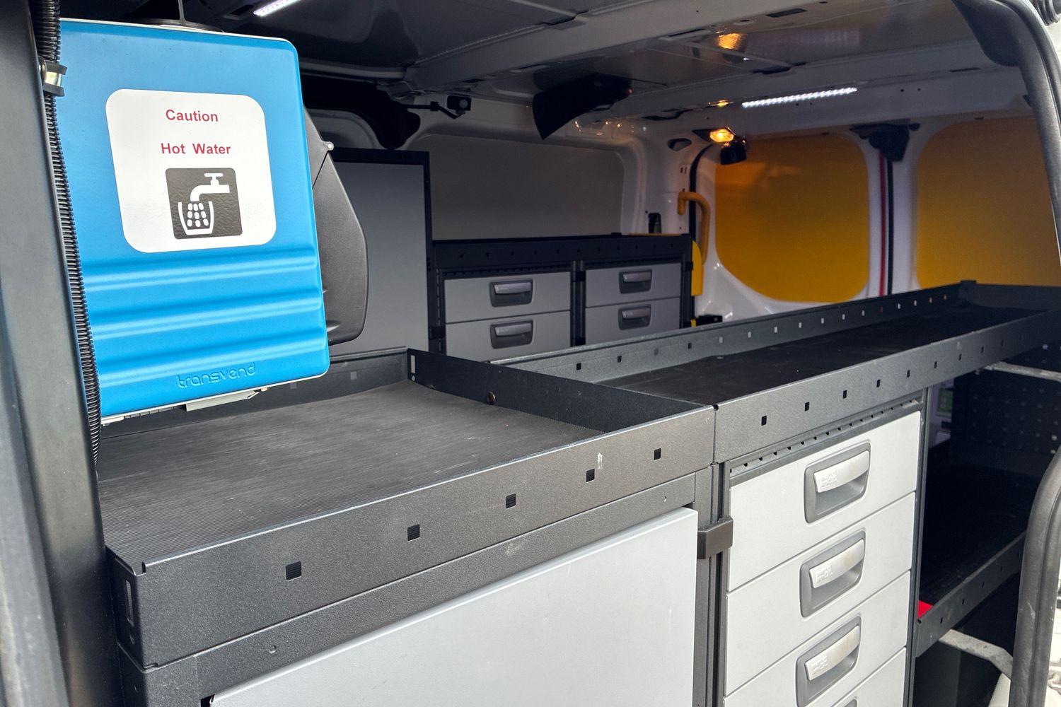 Ford Transit Custom Photo 3