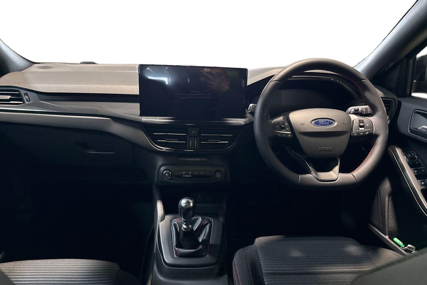 Ford FOCUS Photo 9