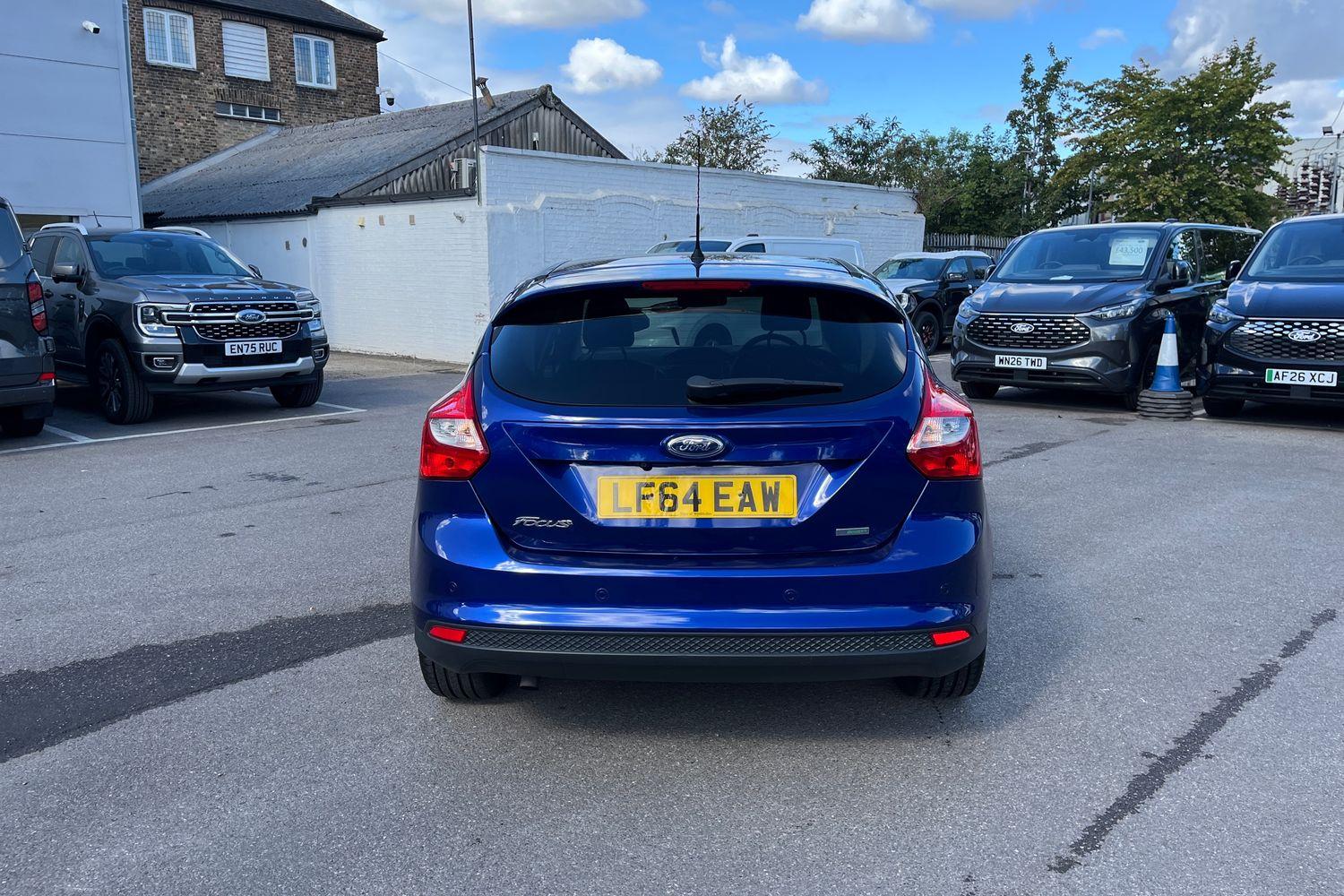 Ford FOCUS Photo 33