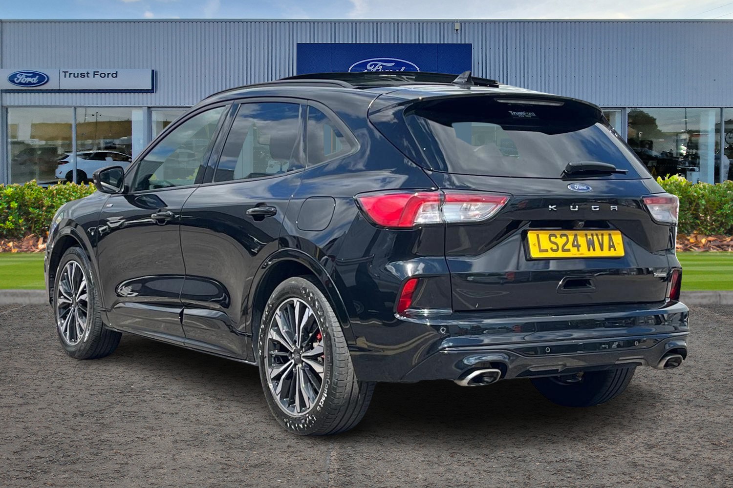 Ford Kuga Photo 1