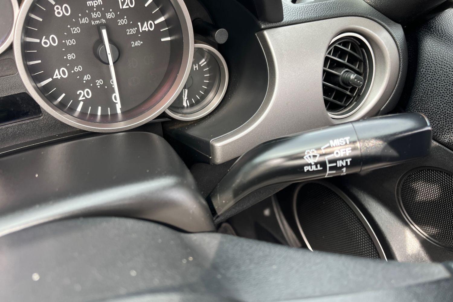 Mazda Mx-5 Roadster Coupe 2.0i Sport Tech 2dr Photo 14
