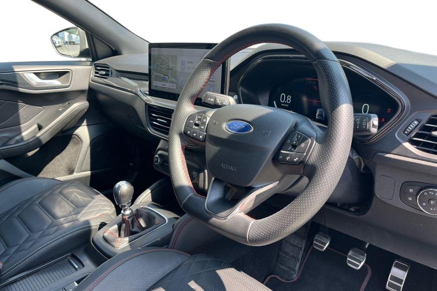 Ford Focus Photo autoimg-1d90adc6c58dc7bea67f114d4c57d63bdcc25381.jpg