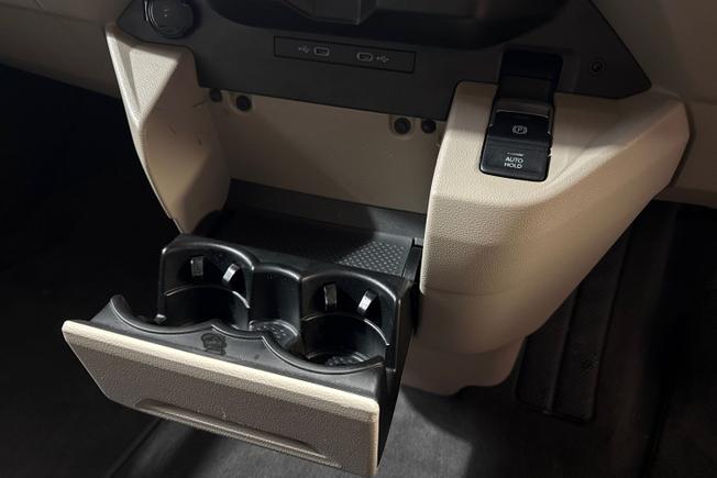 Volkswagen Multivan Photo 32
