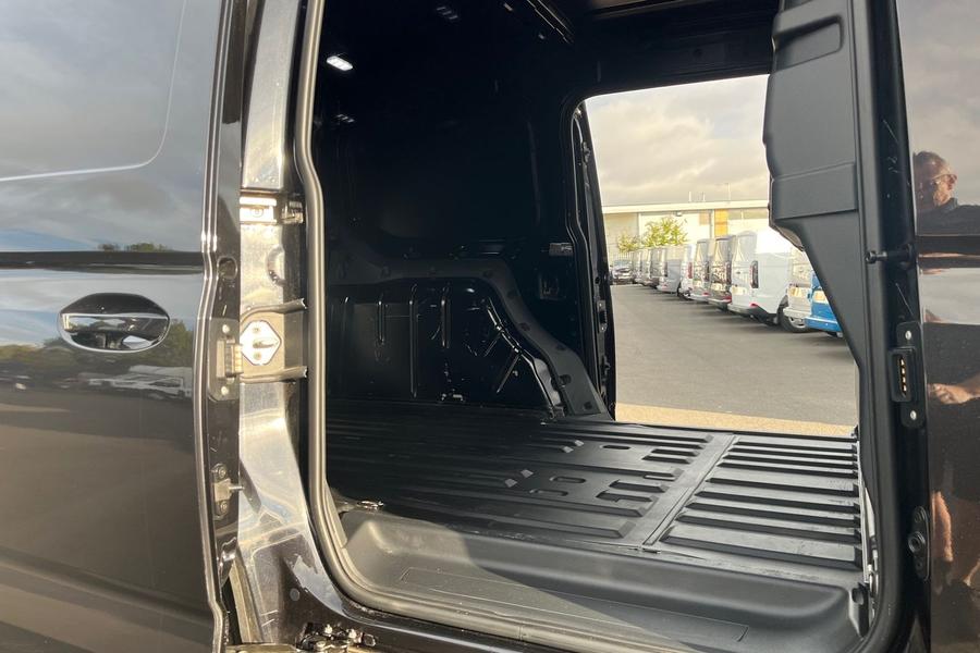 Ford TRANSIT CONNECT Photo autoimg-1d99be00f40213be274aaabacdc2240bdebb5b32.jpg