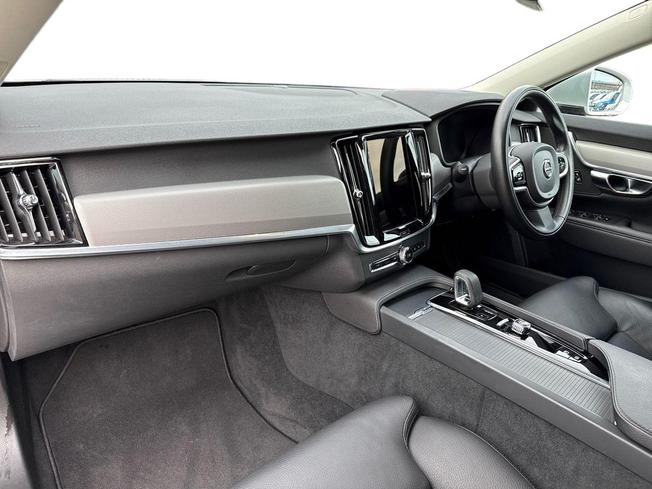 VOLVO V90 Photo 2