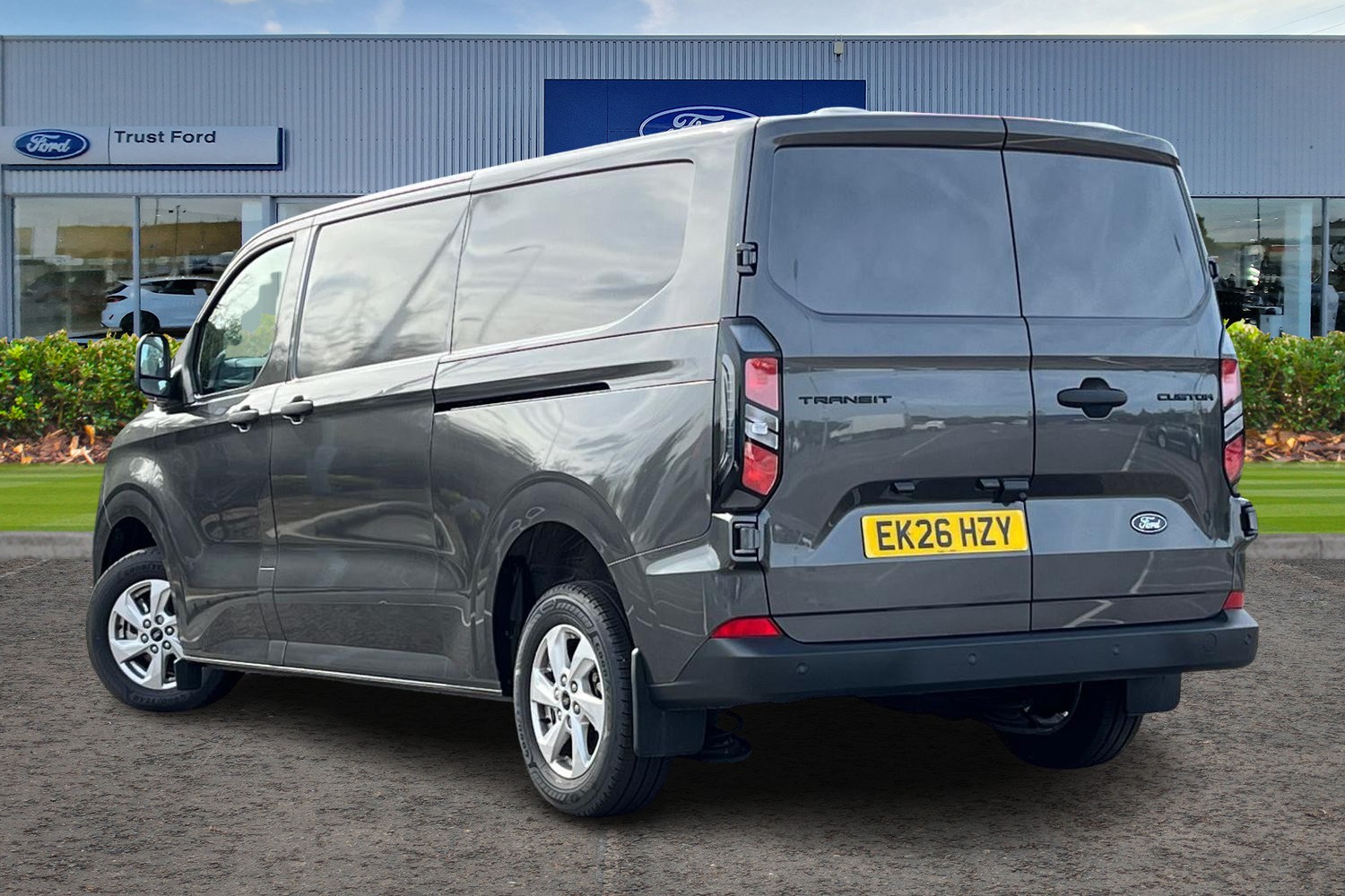 Ford Transit Custom Photo 1