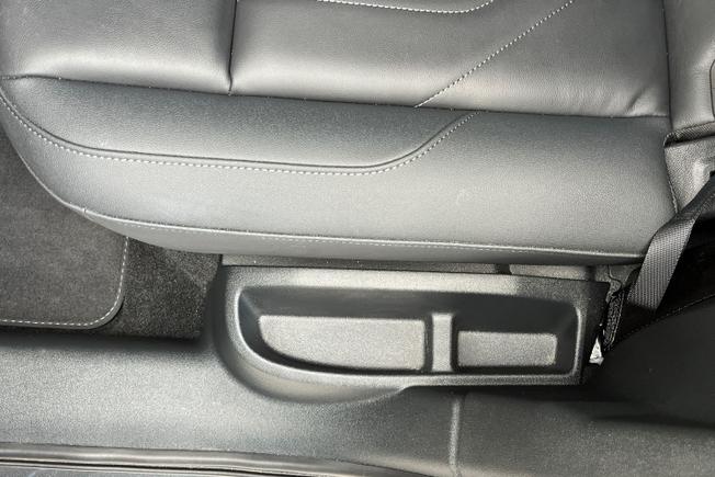 AUDI Q3 Photo 48
