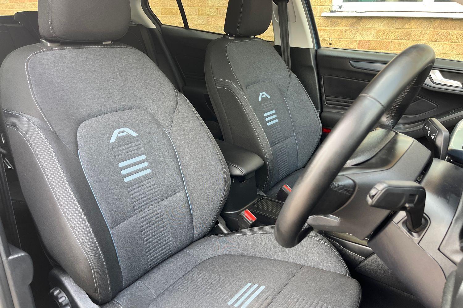 Ford FOCUS Photo 16