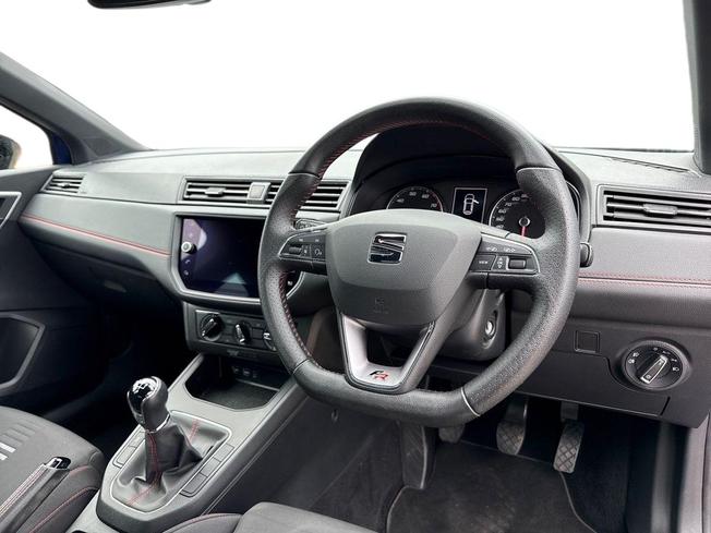 SEAT Ibiza Photo 6