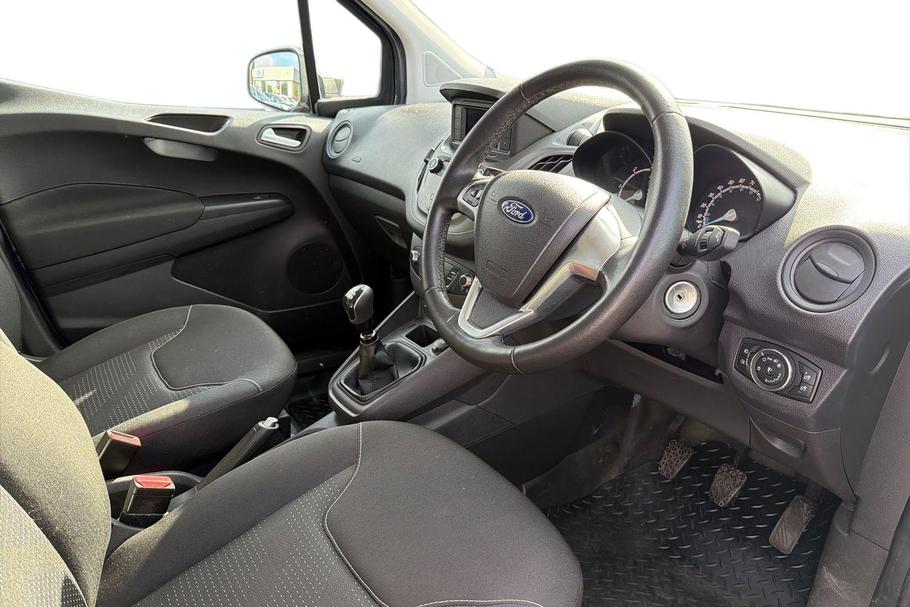 Used Ford TRANSIT COURIER FY21SOC 14