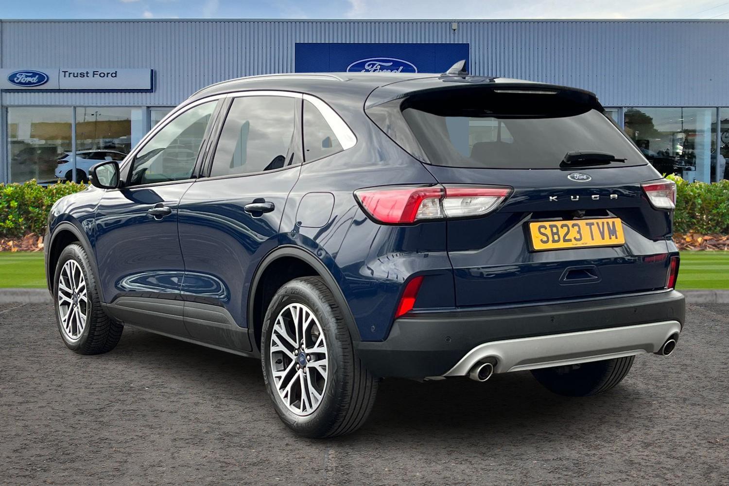 Ford Kuga Photo 1