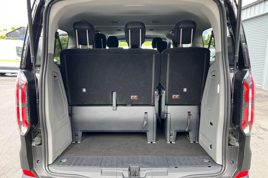 Used Ford TOURNEO CUSTOM EO25PGX 4